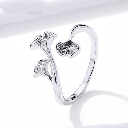 Ginkgo Leaves Ring