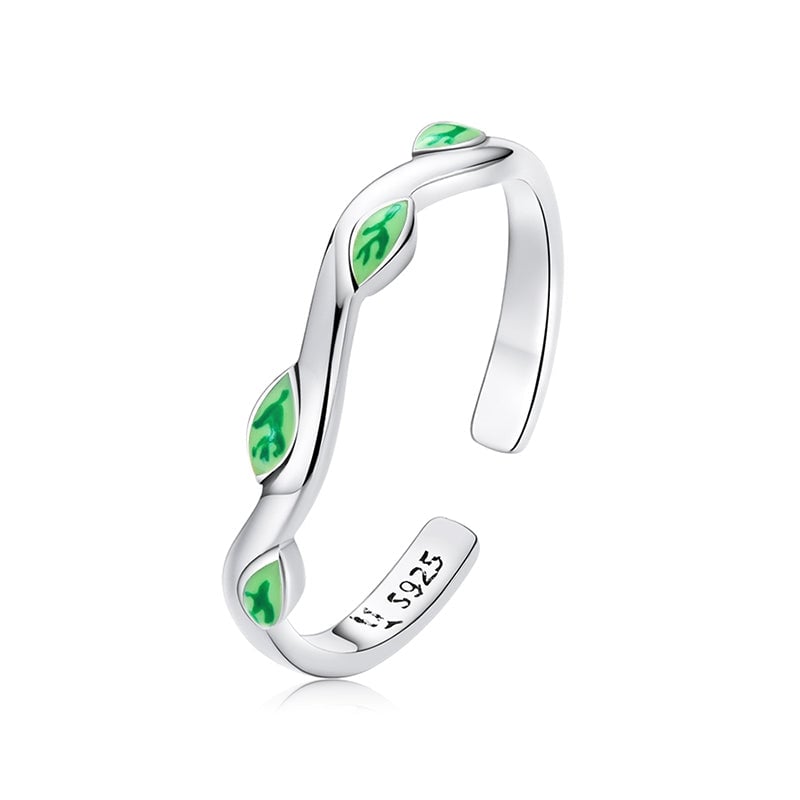 Green Leaves Ring