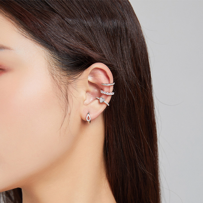 Shiny Ear Ring