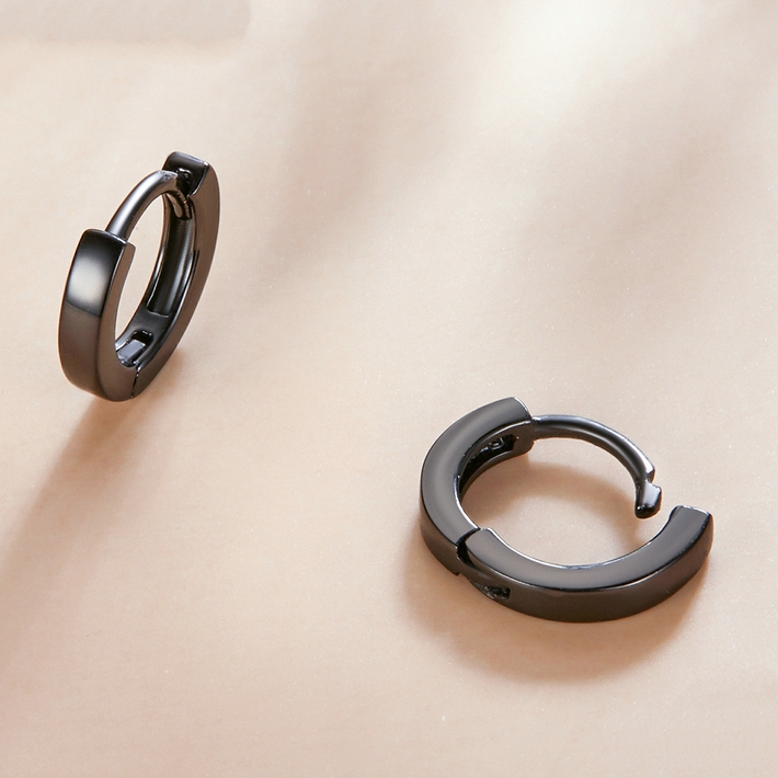 Small Smooth Hoop Earrings