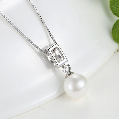 Pearl Pendant Necklace