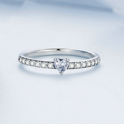 Sparkling Heart Ring