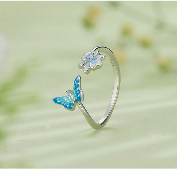 Butterfly Ring with Flower