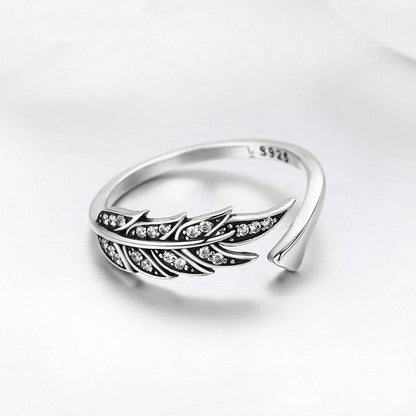 Shiny Feather Ring