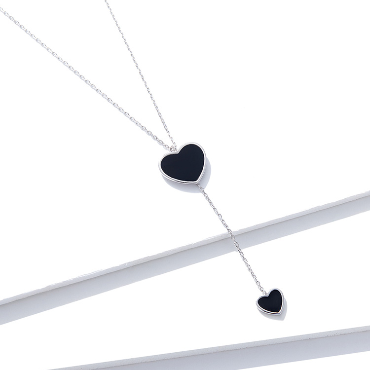 Black Hearts Necklace