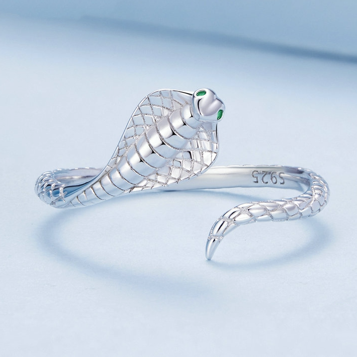 Royal Cobra Snake Ring