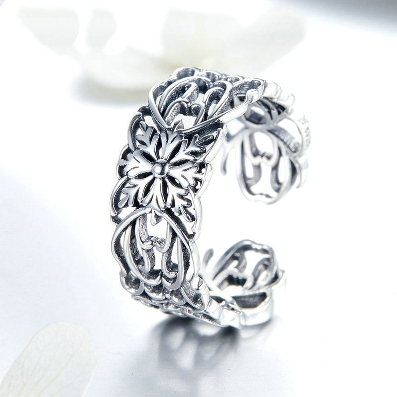 Vintage Flowers Ring