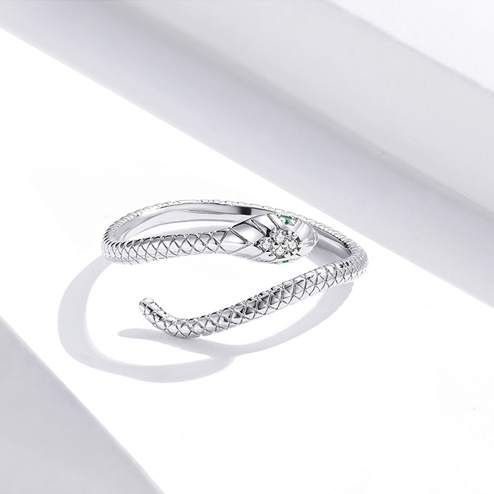 Royal Cobra Snake Ring