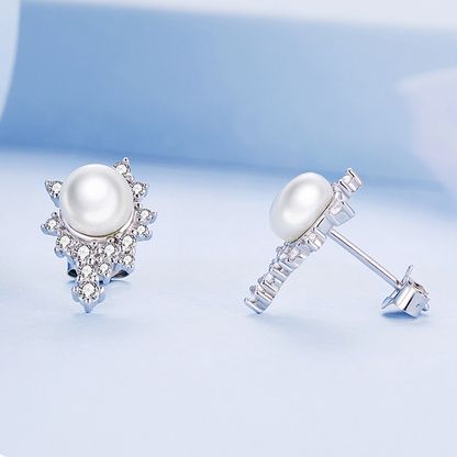 Shiny Pearl Earrings