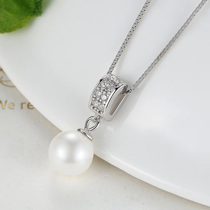 Pearl Pendant Necklace