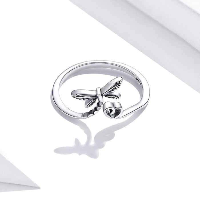 Dragonfly Ring with Heart