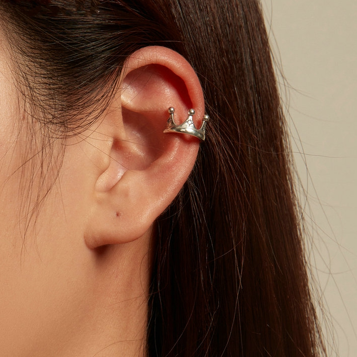 Crown Ear Ring