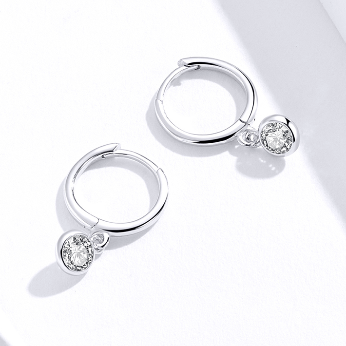 Luminous Point Hoop Earrings