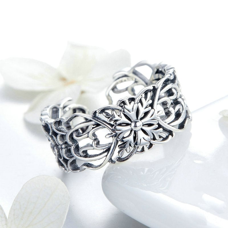 Vintage Flowers Ring