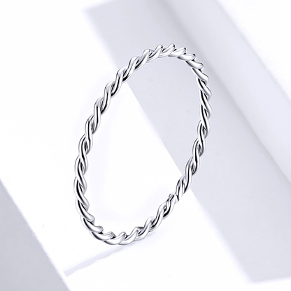 Fine Braided Ring