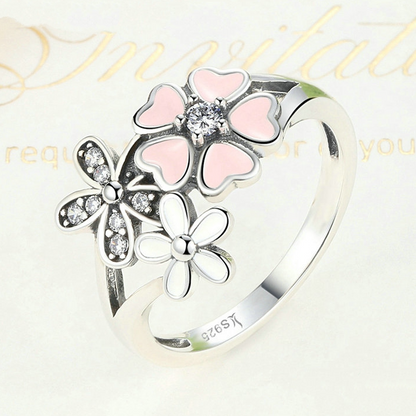 Trio of Flowers Ring