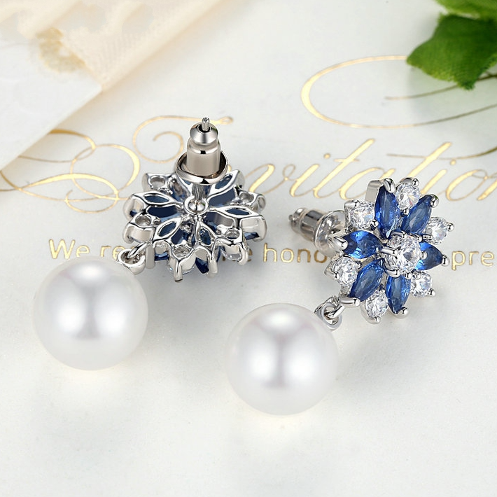 Snowflake Earrings with Pearls