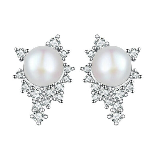 Shiny Pearl Earrings